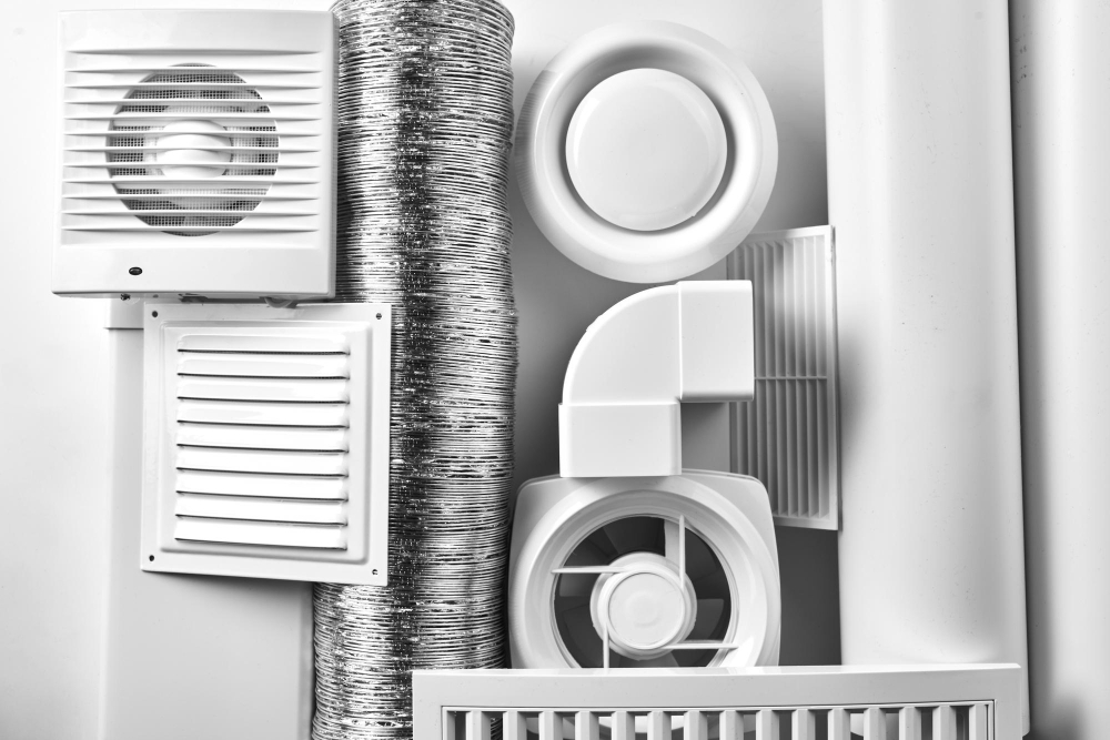 What is the difference between vented and recirculating hoods?